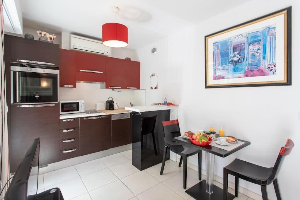 L18 Central Parking Terrace Ac 10Mins Walk To Beaches Nisa Exterior foto