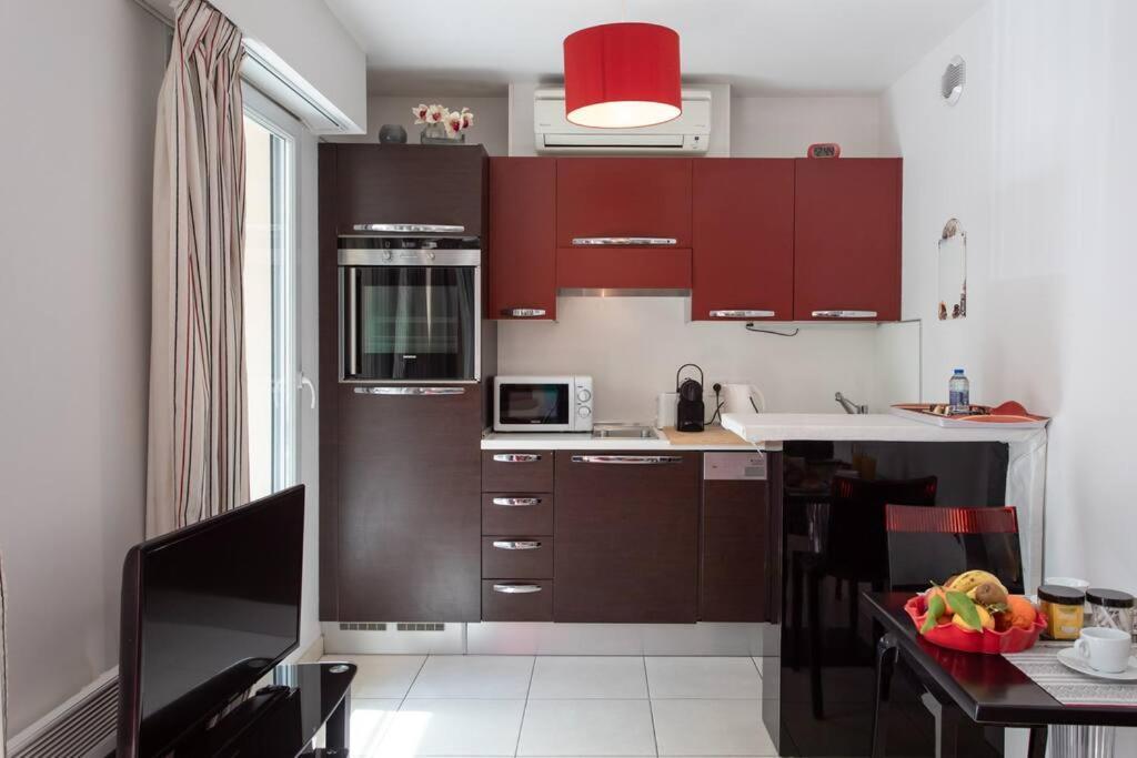 L18 Central Parking Terrace Ac 10Mins Walk To Beaches Nisa Exterior foto